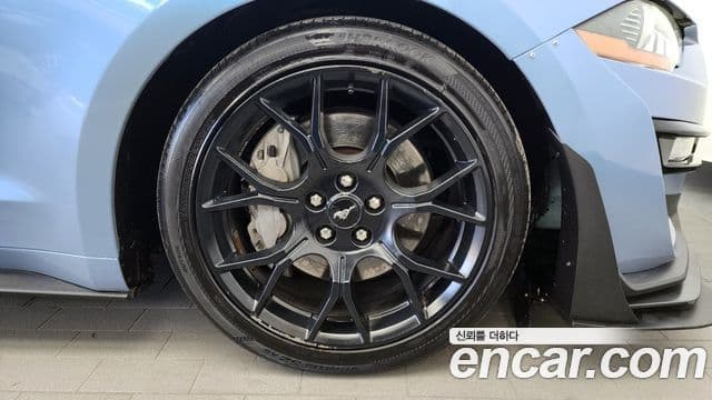 Ford Mustang купе, 2019 все фото