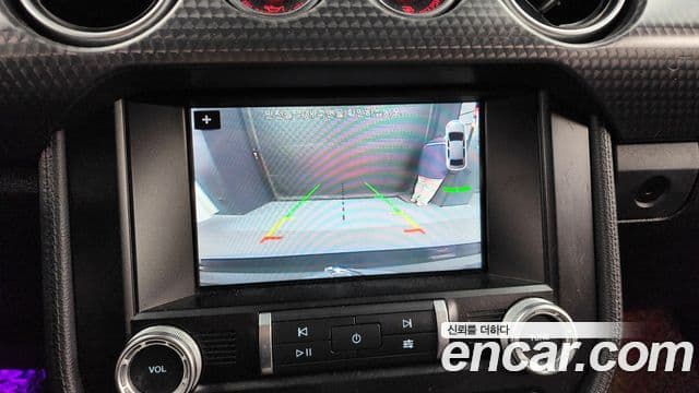 Ford Mustang купе, 2019 15