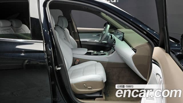 Genesis GV70, 2025 11