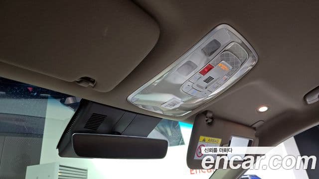 Genesis GV70, 2025 18