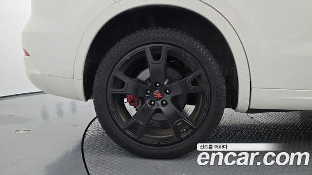 Maserati Levante 3.0 AWD Sport, 2017 все фото