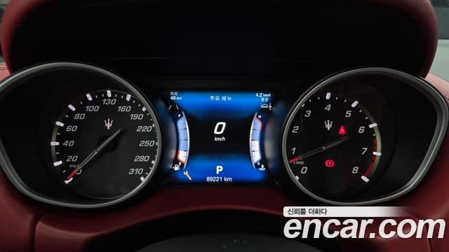 Maserati Levante 3.0 AWD Sport, 2017 8