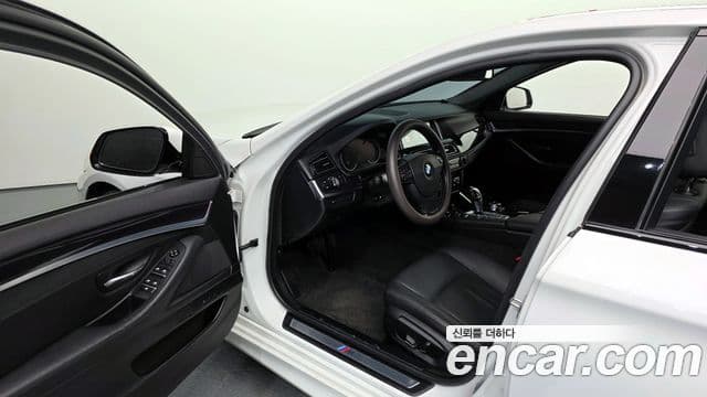 BMW 5시리즈 (F10) 520d xDrive M Aero Dynamic, 2016 10