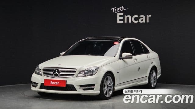 Mercedes-Benz C-класс W204 Avantgarde, 2012 1