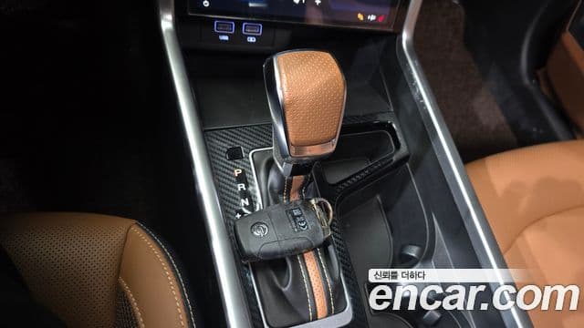 KG모빌리티(SsangYong) Torres T7, 2023 9