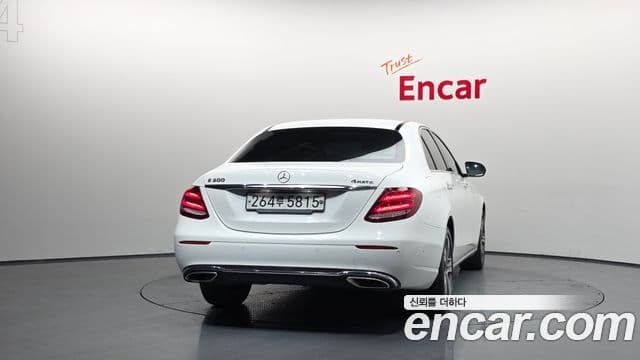 Mercedes-Benz E-класс W213 Avantgarde, 2018 4