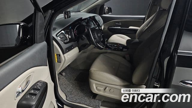 Kia The / новый New Carnival Prestige, 2020 11