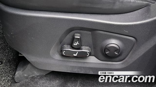 KG모빌리티(SsangYong) The / новый New Rexton Sport 칸 Prestige, 2023 18