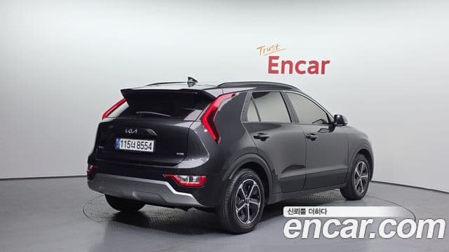 Kia D All New Niro Trendy, 2022 2