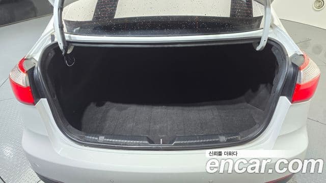 Kia K3 Deluxe, 2015 20