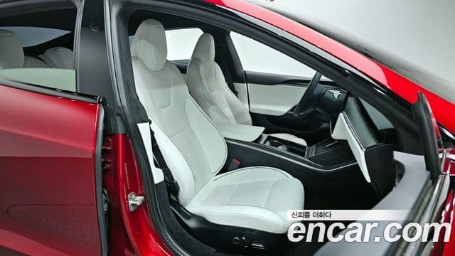 Tesla модель S Plaid, 2023 12