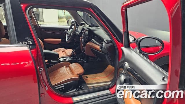 Mini Cooper S 3세대, 2024 10