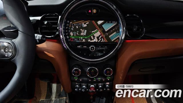 Mini Cooper S 3세대, 2024 14