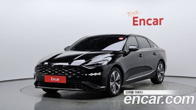 Kia K8 гибрид Signature, 2022 1