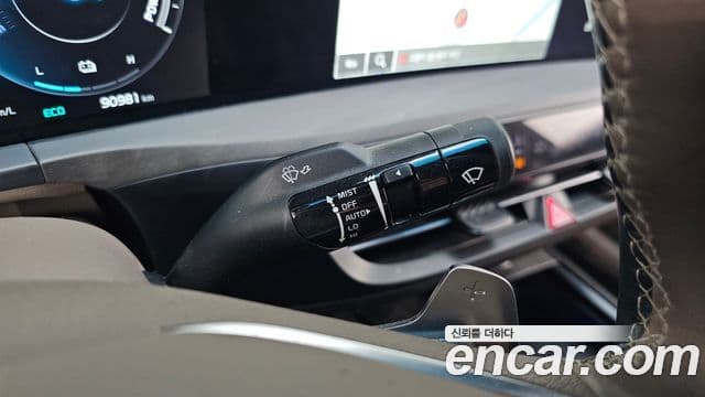 Kia K8 гибрид Signature, 2022 18