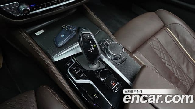 BMW 5시리즈 (G30) 523d M Sport, 2023 9