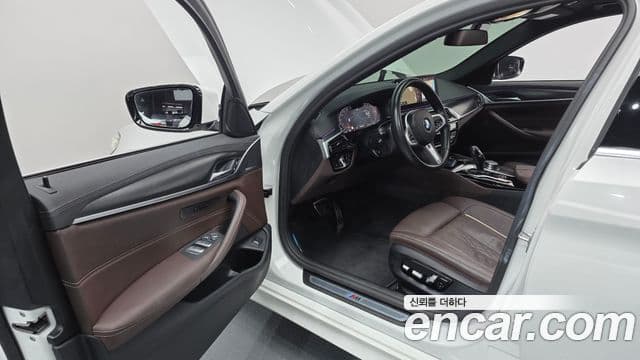 BMW 5시리즈 (G30) 523d M Sport, 2023 11