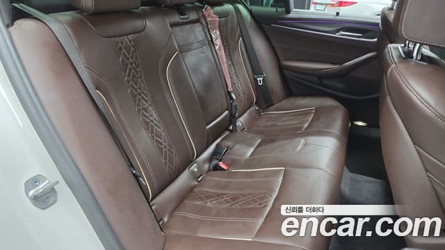 BMW 5시리즈 (G30) 523d M Sport, 2023 12