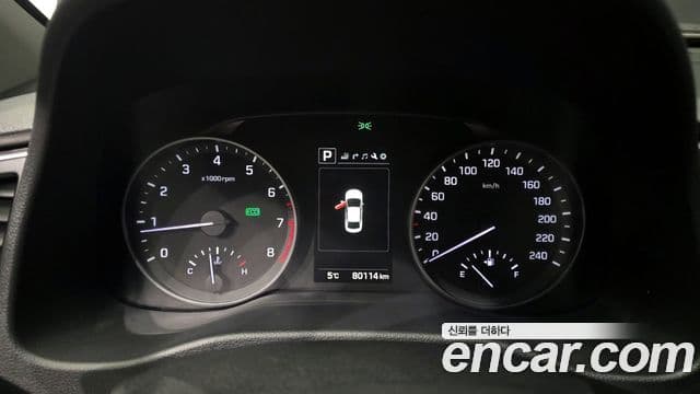 Hyundai Avante AD Premium, 2017 8