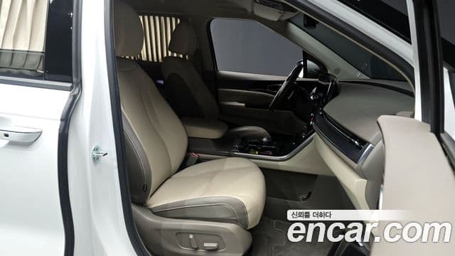 Kia Carnival 4세대 Signature, 2022 10