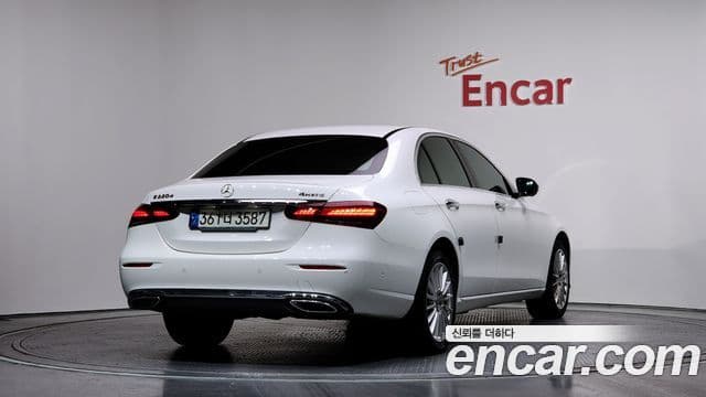 Mercedes-Benz E-класс W213 Exclusive, 2022 2