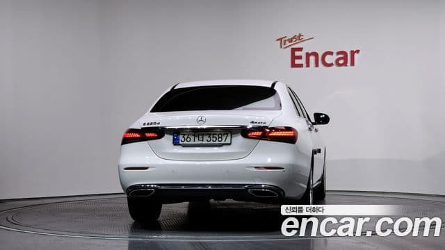 Mercedes-Benz E-класс W213 Exclusive, 2022 4