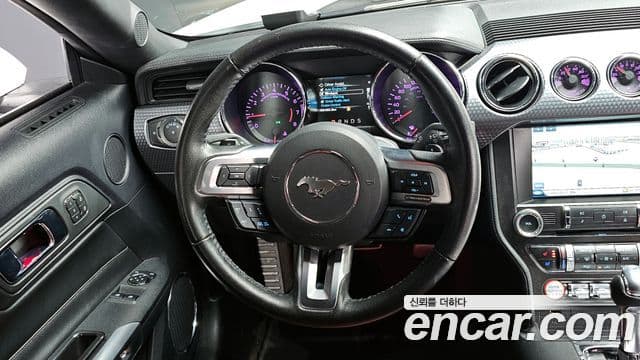 Ford Mustang купе, 2015 15