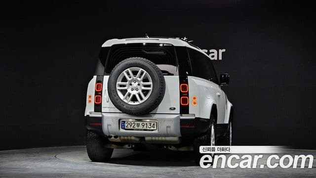 Land Rover Defender (L663) 90 D250 S, 2022 4