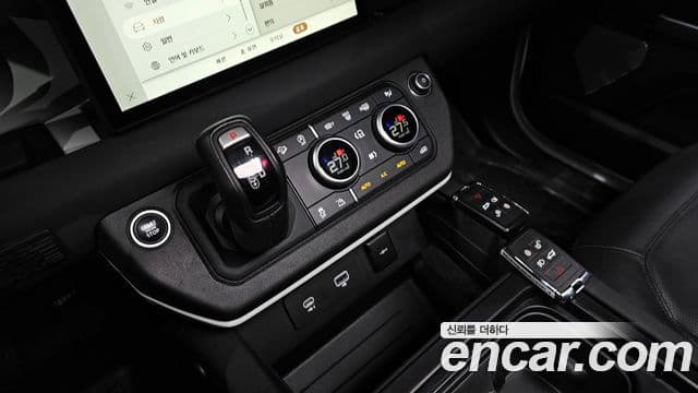 Land Rover Defender (L663) 90 D250 S, 2022 9