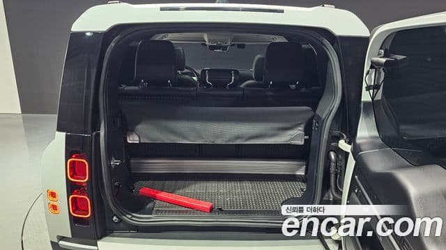 Land Rover Defender (L663) 90 D250 S, 2022 20