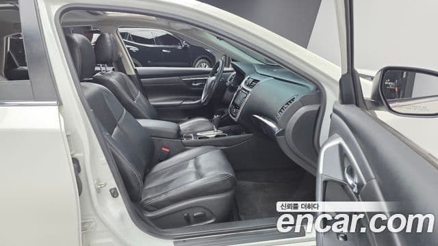 Nissan 알티마 L33, 2018 10