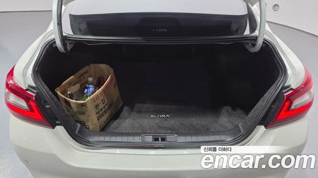 Nissan 알티마 L33, 2018 20