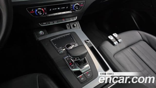 Audi Q5 (FY), 2020 9