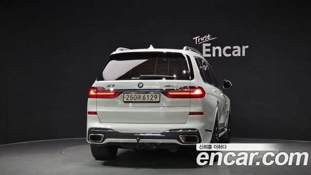 BMW X7 (G07) xDrive 40d M Sport 6인승, 2022 4