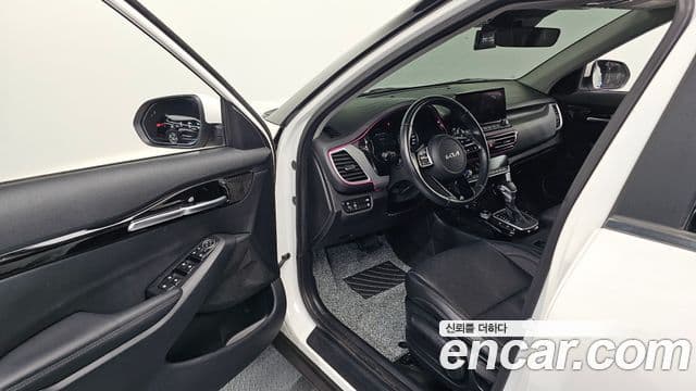 Kia Seltos Trendy, 2023 10