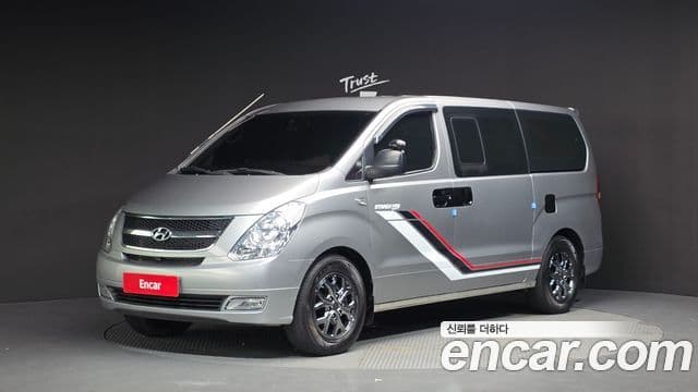 Hyundai Grand Starex CVX Luxury, 2012 1