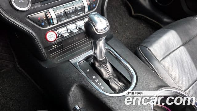 Ford Mustang кабриолет, 2015 9