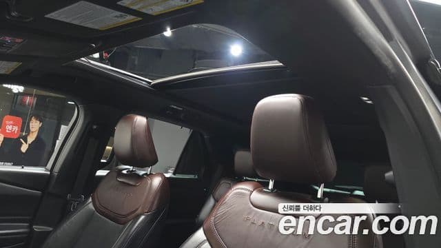 Ford Explorer 6세대 3.0 Platinum 4WD, 2021 19