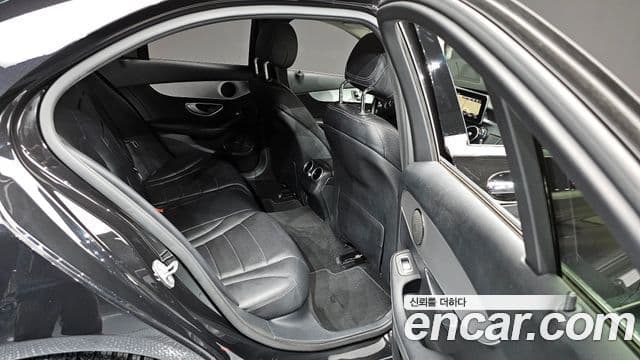 Mercedes-Benz C-класс W205 Avantgarde, 2017 11