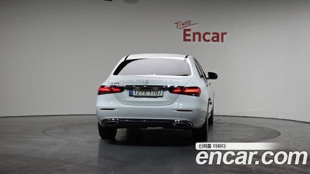 Mercedes-Benz E-класс W213 Exclusive, 2022 4