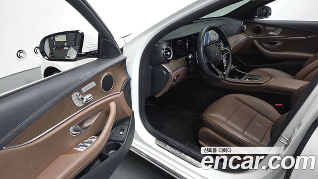 Mercedes-Benz E-класс W213 Exclusive, 2022 11