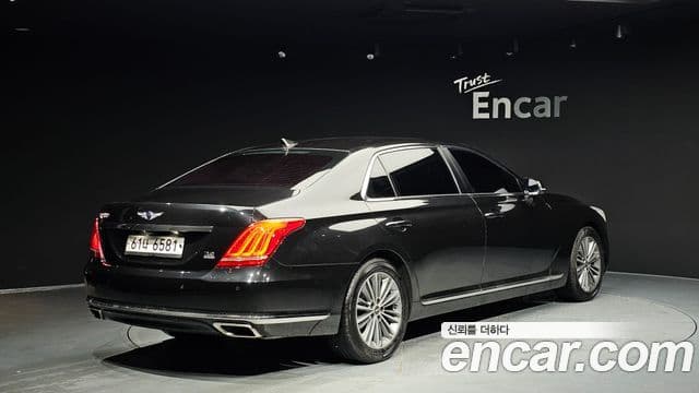 Genesis EQ900 Luxury, 2018 2