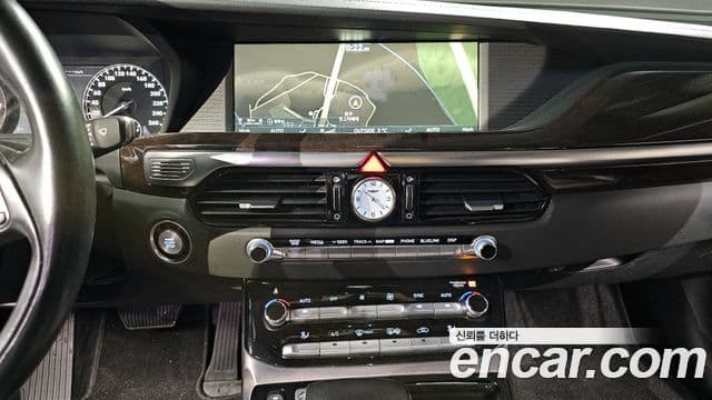 Genesis EQ900 Luxury, 2018 16