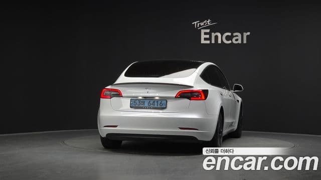 Tesla модель 3 Standard Range Plus, 2020 4