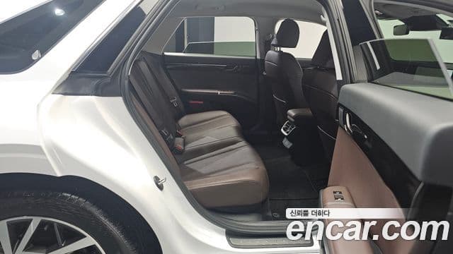 Hyundai Grandeur (GN7) Premium, 2023 12