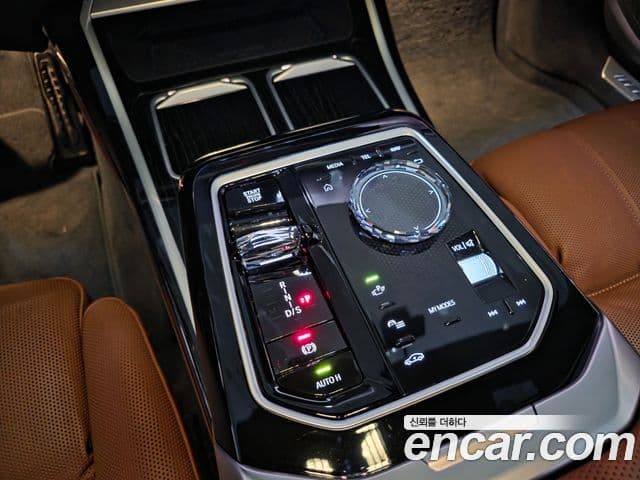 BMW 7시리즈 (G70) 740d xDrive M Sport, 2025 9