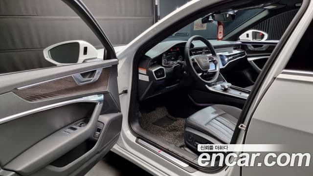 Audi A6 (C8) Premium, 2023 11