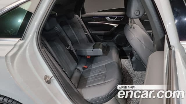 Audi A6 (C8) Premium, 2023 12