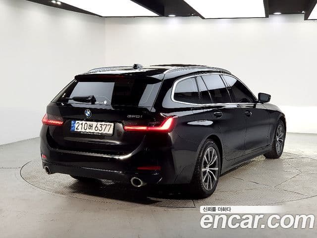 BMW 3시리즈 (G20) 320i Туринг (Touring), 2023 4