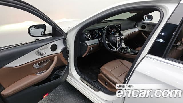 Mercedes-Benz E-класс W213 Avantgarde, 2021 11